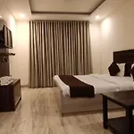 Hotel Embassy International