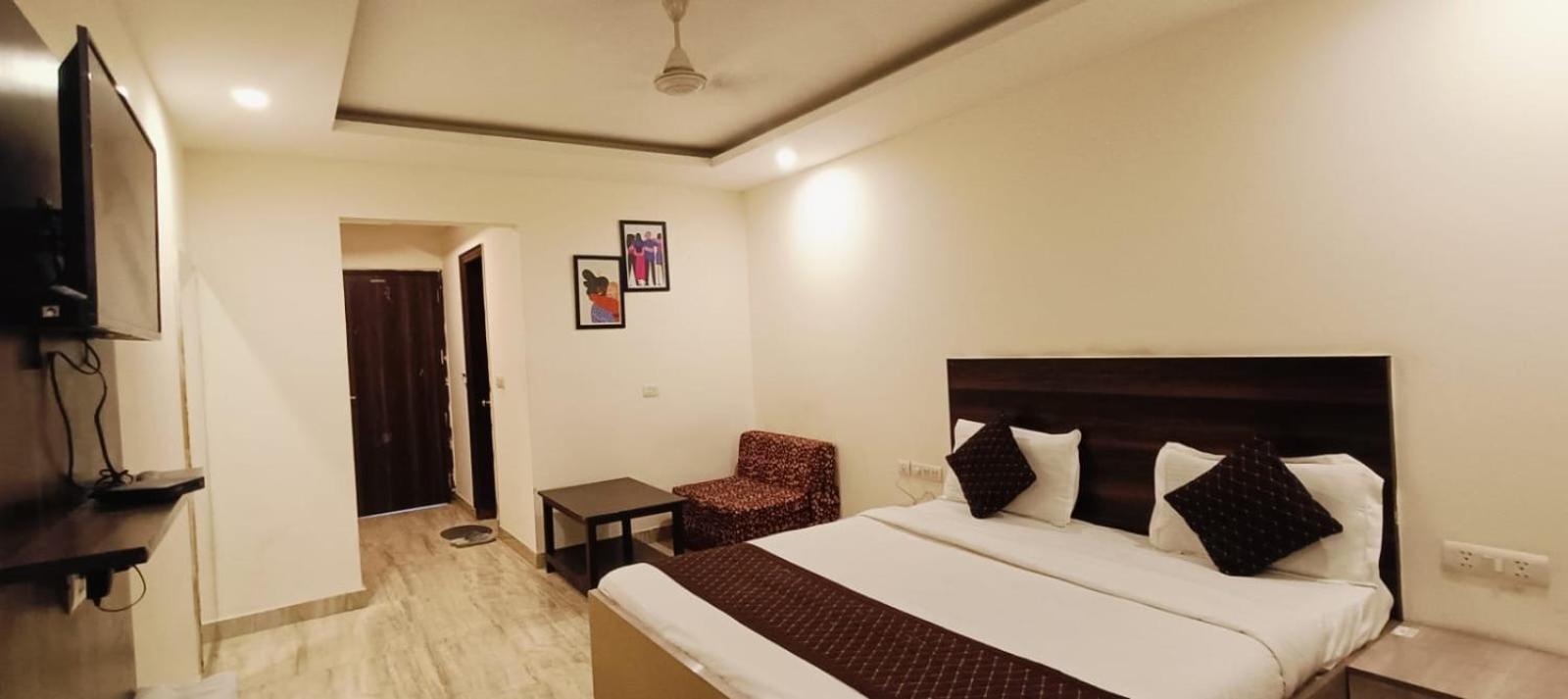 Embassy International Hotel New Delhi